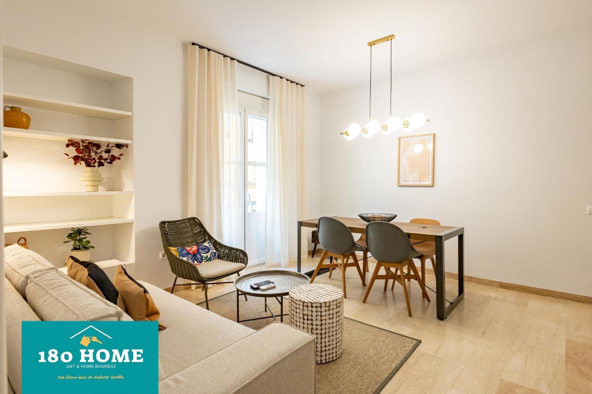 180 Home Goyeneta Luxury เซบีญา ภายนอก รูปภาพ