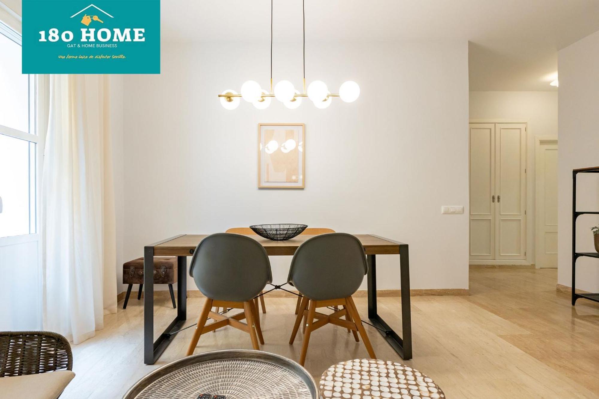 180 Home Goyeneta Luxury เซบีญา ภายนอก รูปภาพ