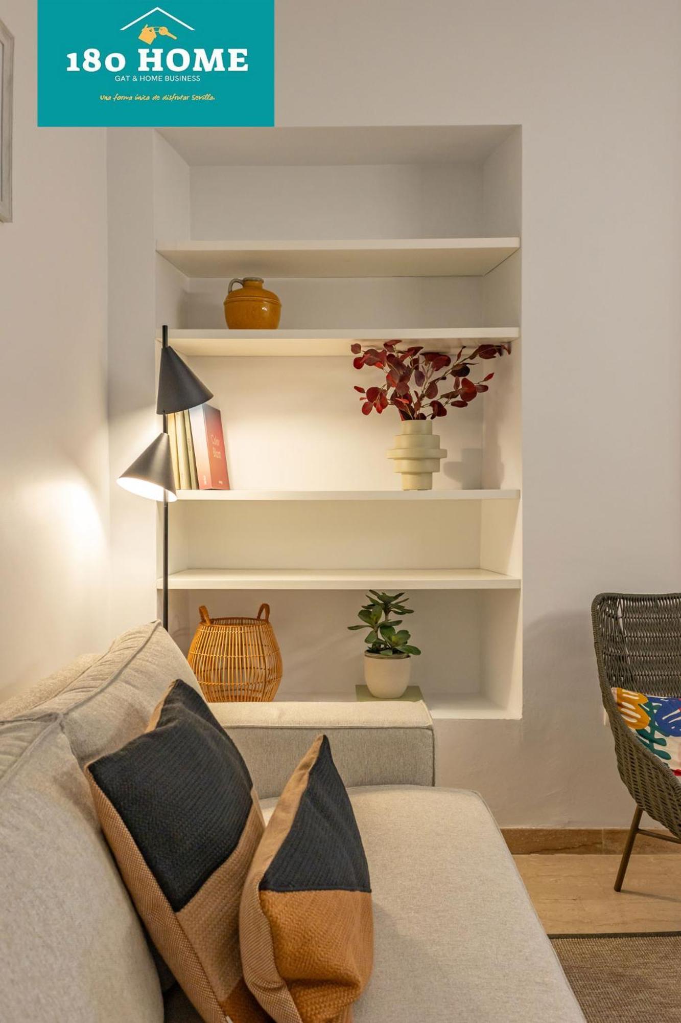 180 Home Goyeneta Luxury เซบีญา ภายนอก รูปภาพ